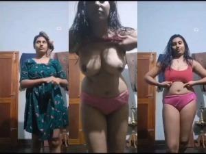 Desi Girl Shows Boobs Viral MMS XXX Videos