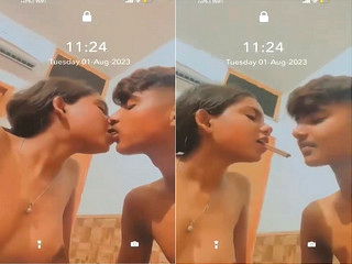 Desi Lover Romance and Kissing and Viral Sex MMS