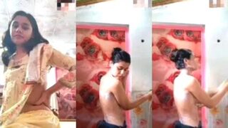Indian Sex Videos of Indian Girl Masturbating and Shows Nude Body