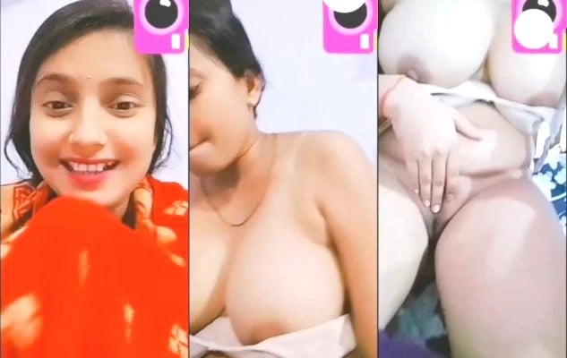  Sexy Desi Bhabhi Shows Boobs and Pussy on vc chut ki chudai